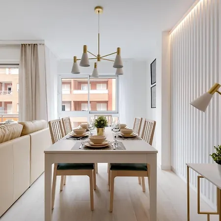 Apartment In Comfortable Sea &