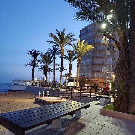In Comfortable Sea & Apartment